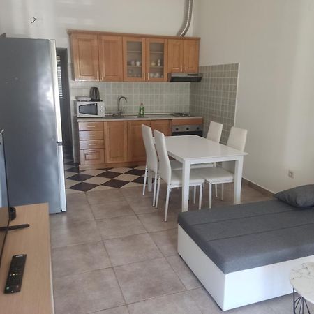 Apartments Ivana Loviste Luaran gambar