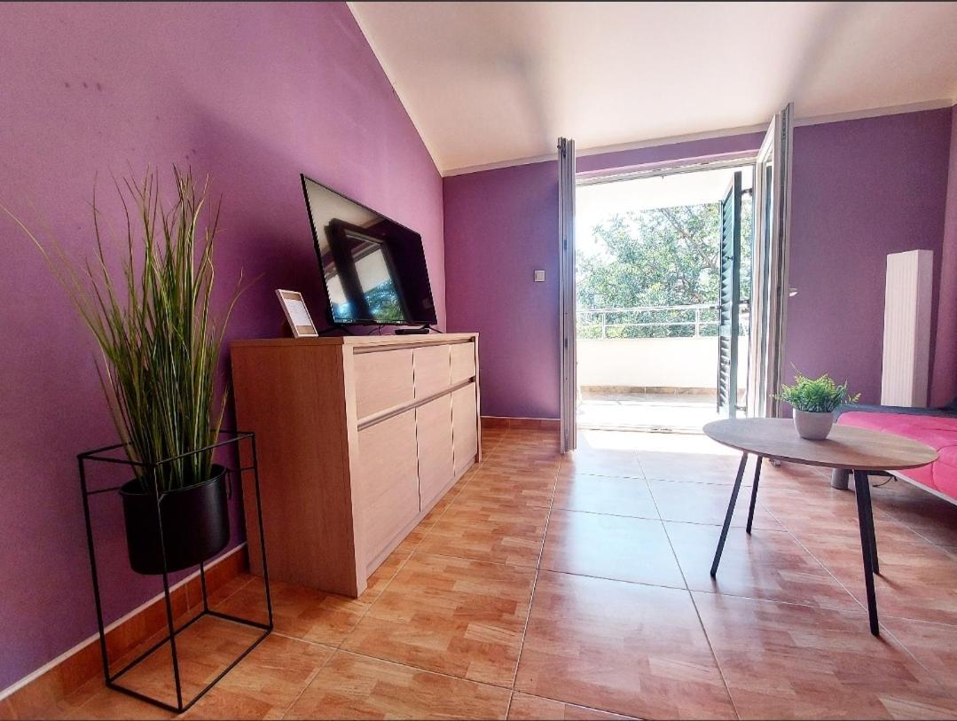 Apartments Ivana Loviste Luaran gambar